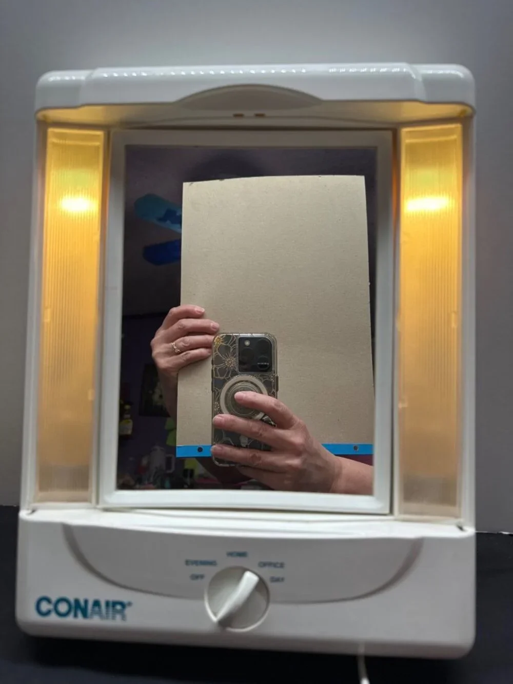 Conair Lighted Vanity Mirror Model TM8L with 4 Light Settings White Missing Stan